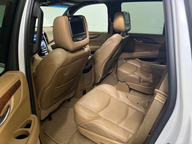 2017 Cadillac Escalade Platinum
