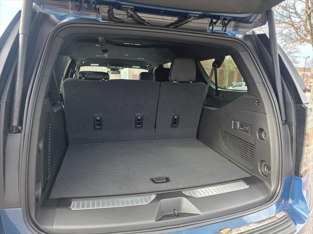 2026 Chevrolet Suburban Premier, RWD