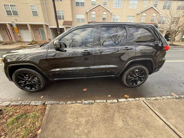 2017 Jeep Grand Cherokee Altitude 4x4