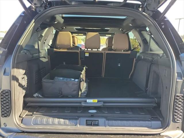 2026 Land Rover Discovery Gemini Edition