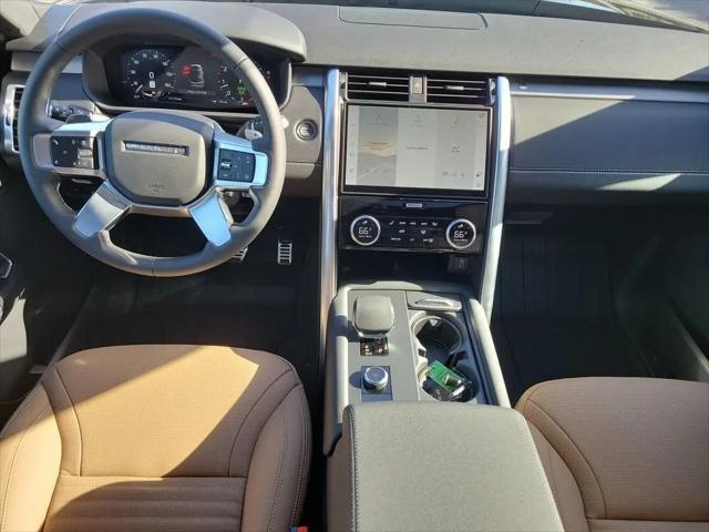 2026 Land Rover Discovery Gemini Edition