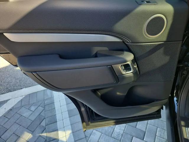 2026 Land Rover Discovery Gemini Edition
