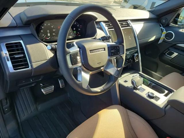 2026 Land Rover Discovery Gemini Edition