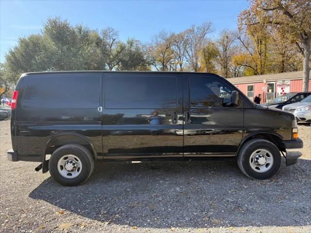 2017 Chevrolet Express Work Van