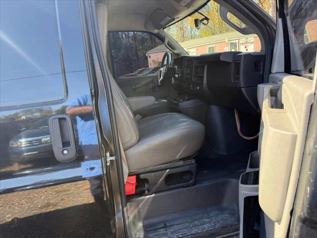 2017 Chevrolet Express Work Van