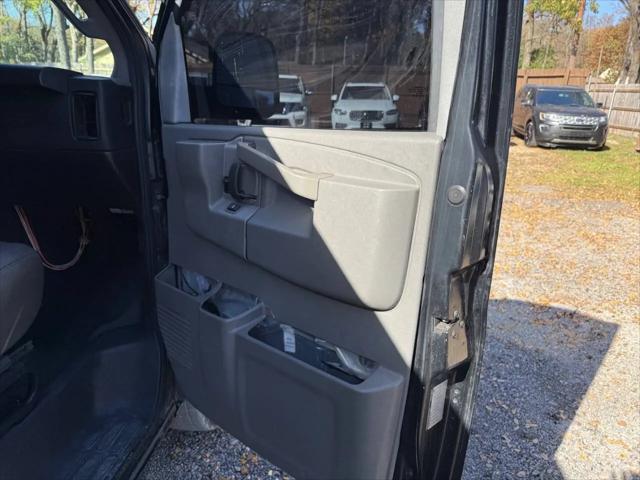 2017 Chevrolet Express Work Van