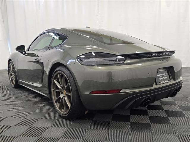 2023 Porsche 718 Cayman GTS 4.0