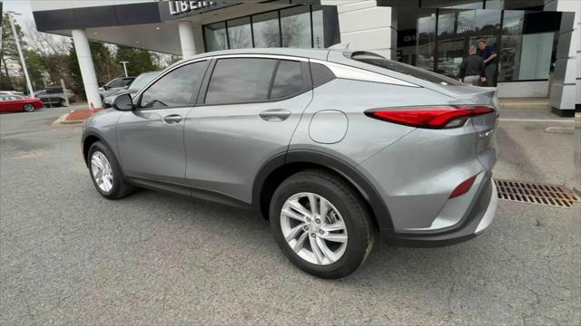2026 Buick NV Preferred FWD