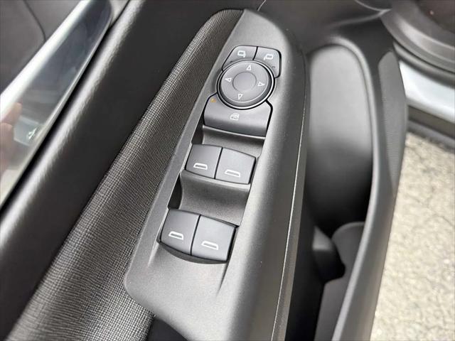 2026 Buick NV Preferred FWD