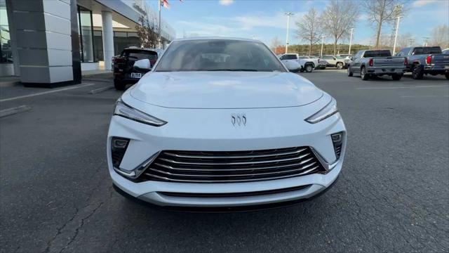 2026 Buick NV Preferred FWD