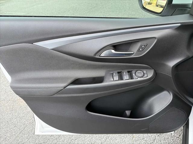 2026 Buick NV Preferred FWD