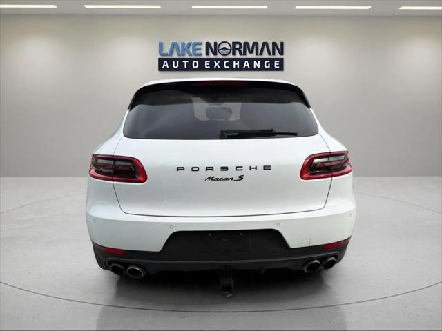 2016 Porsche Macan S