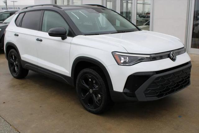 2026 Volkswagen Taos SE Black for sale in Countryside, IL