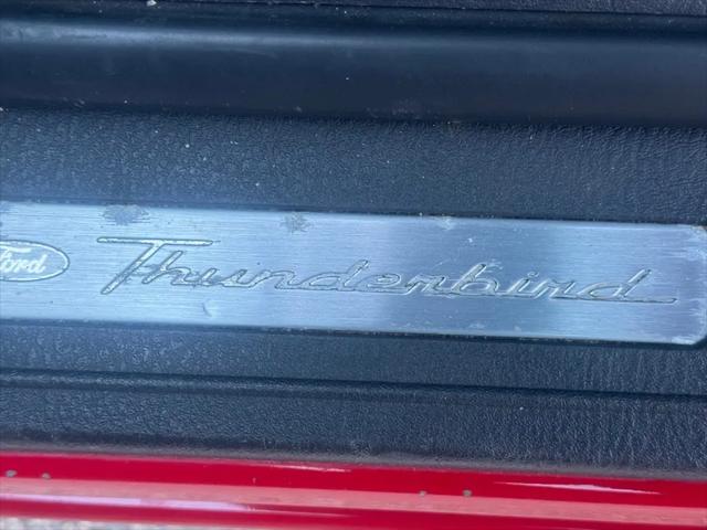 2002 Ford Thunderbird Deluxe