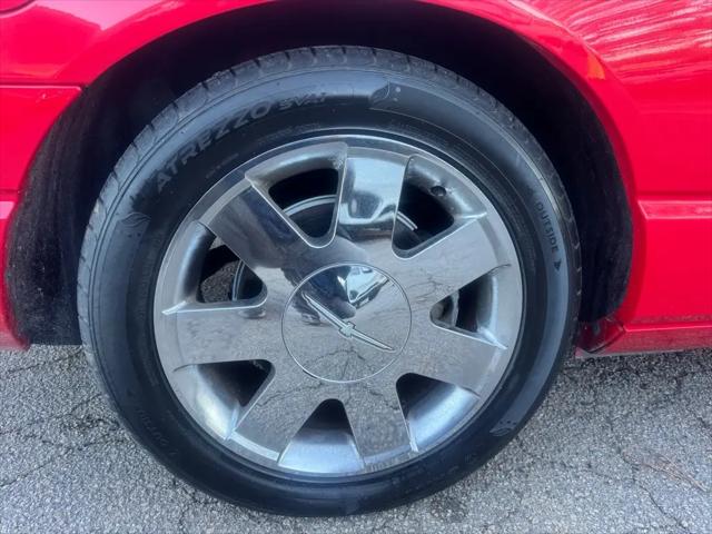 2002 Ford Thunderbird Deluxe