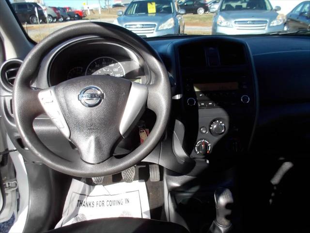 2016 Nissan Versa 1.6 S