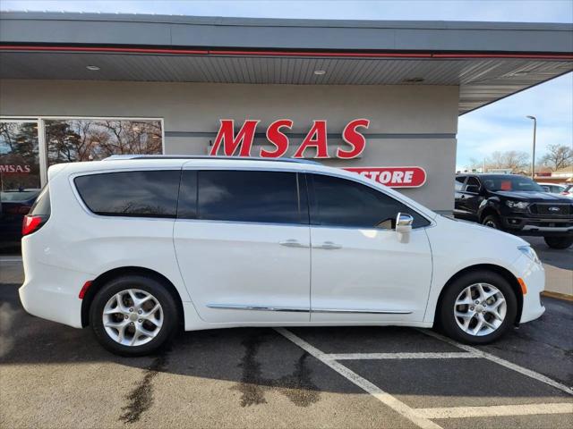 2020 Chrysler Pacifica Limited for sale in Grand Island, NE