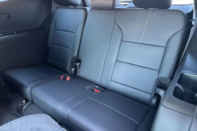 2026 GMC Acadia Elevation AWD