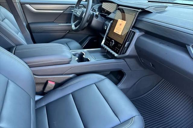 2026 GMC Acadia Elevation AWD
