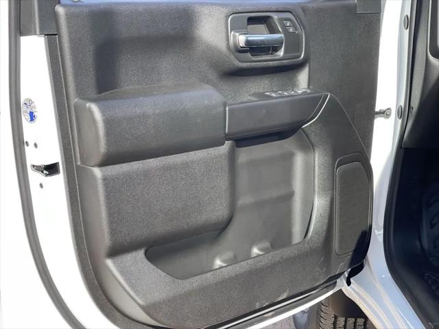 2026 GMC Sierra 2500HD Crew Cab, Standard Bed, Pro, 4WD