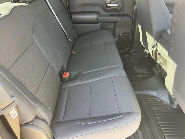 2026 GMC Sierra 2500HD Crew Cab, Standard Bed, Pro, 4WD