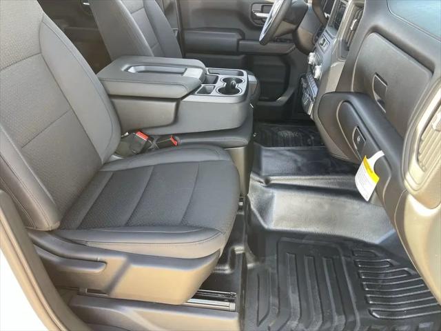 2026 GMC Sierra 2500HD Crew Cab, Standard Bed, Pro, 4WD