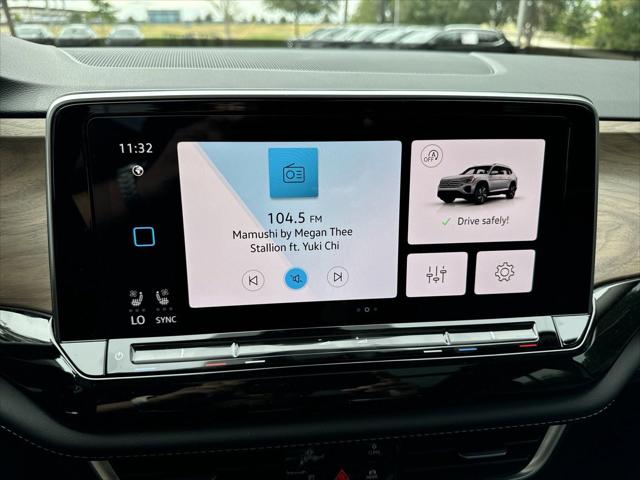 2026 Volkswagen Atlas SE with Technology