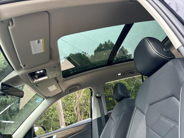 2026 Volkswagen Atlas SE with Technology