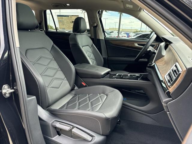 2026 Volkswagen Atlas SE with Technology