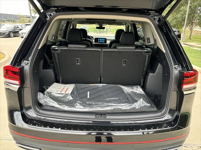 2026 Volkswagen Atlas SE with Technology