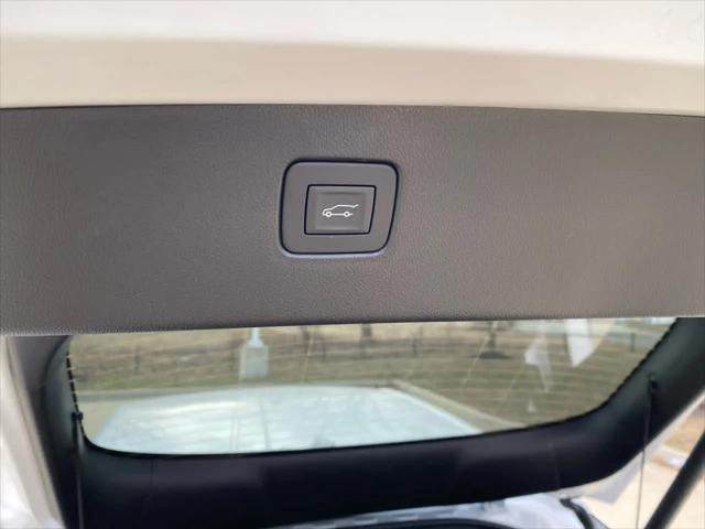 2026 Buick NV Preferred FWD