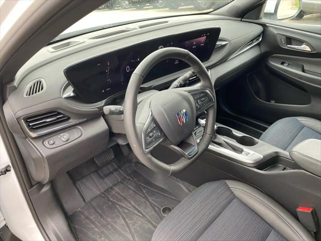 2026 Buick NV Preferred FWD