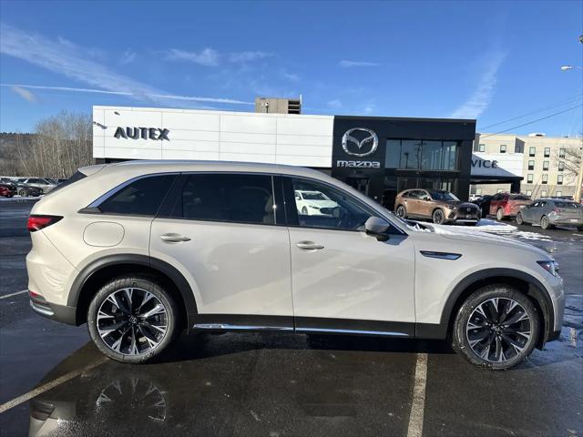 2026 Mazda X-90 Premium Plus