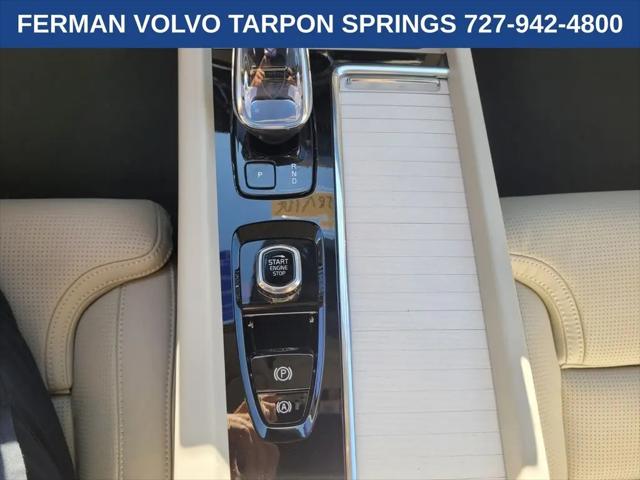 2026 Volvo XC60 Plug-In Hybrid Ultra, T8 AWD Electric/Gasoline, Dark