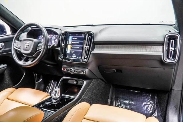 2021 Volvo XC40 T5 Inscription