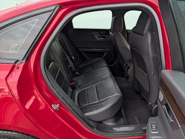 2018 Jaguar XF S