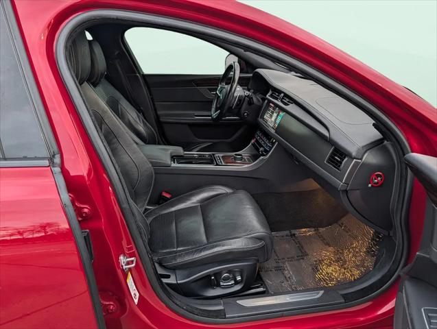 2018 Jaguar XF S