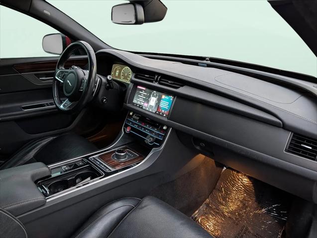 2018 Jaguar XF S