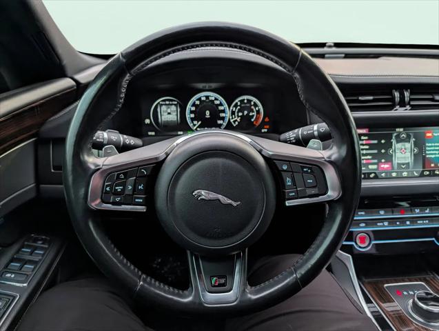 2018 Jaguar XF S