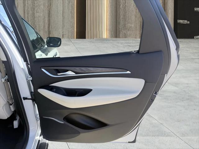 2024 Buick Enclave Avenir FWD