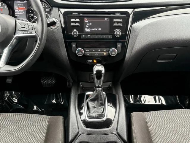 2018 Nissan Rogue Sport SV