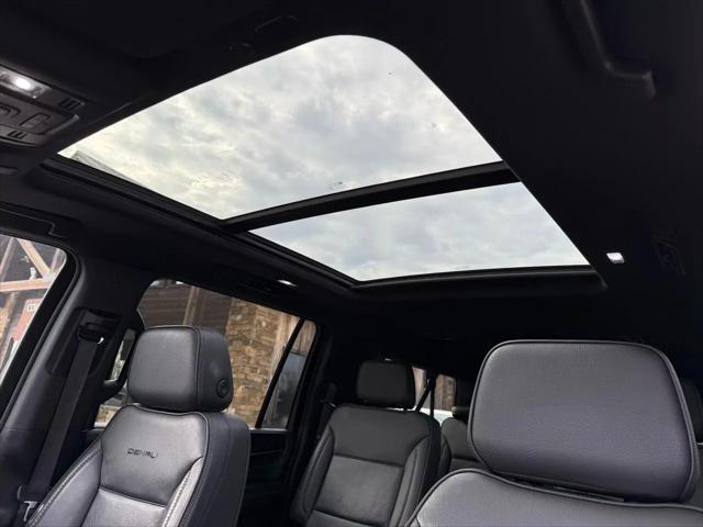 2022 GMC Yukon XL 4WD Denali