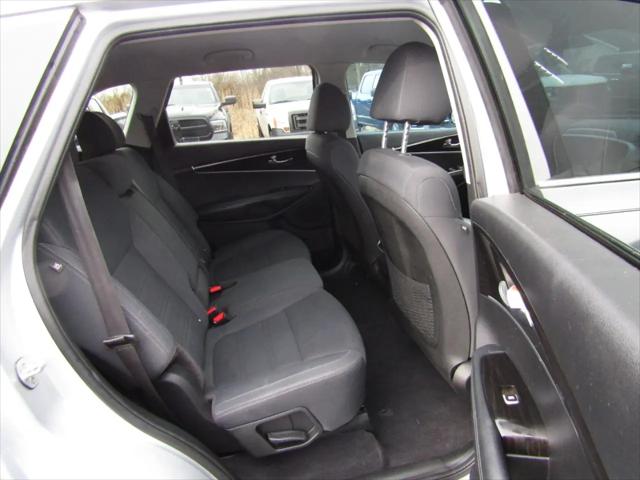 2019 Kia Sorento 2.4L LX
