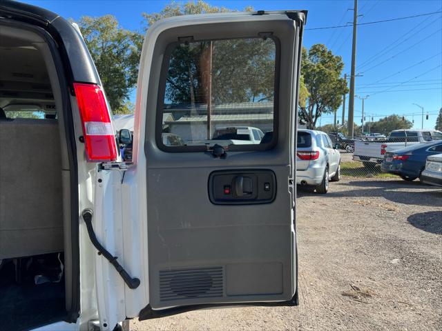 2023 Chevrolet Express Passenger RWD 3500 Extended Wheelbase LS