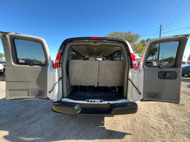 2023 Chevrolet Express Passenger RWD 3500 Extended Wheelbase LS