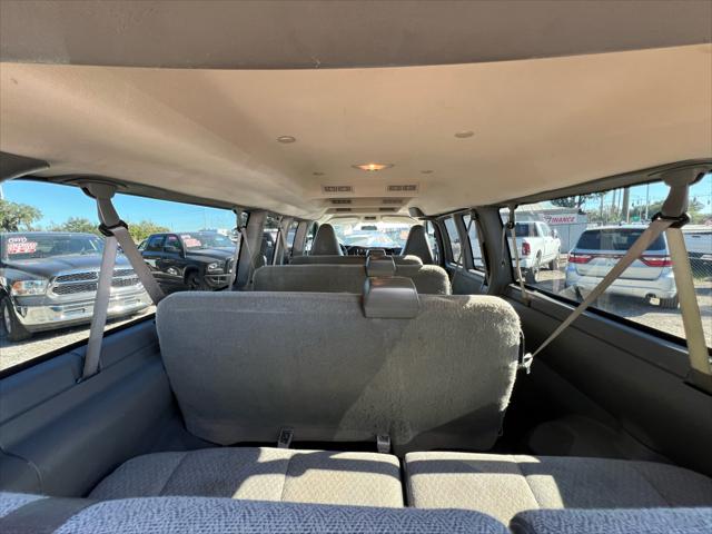 2023 Chevrolet Express Passenger RWD 3500 Extended Wheelbase LS