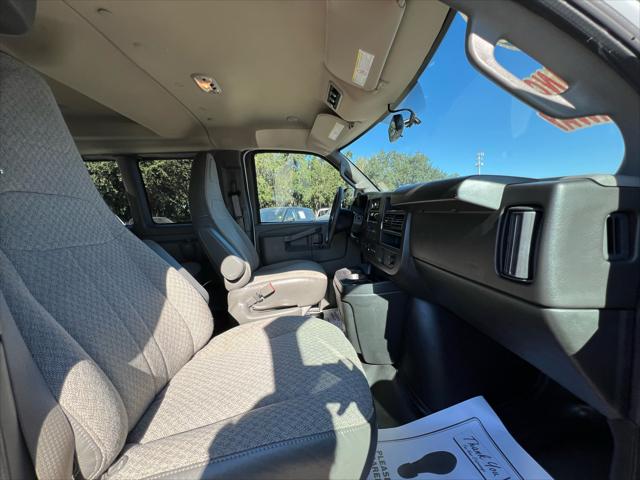 2023 Chevrolet Express Passenger RWD 3500 Extended Wheelbase LS
