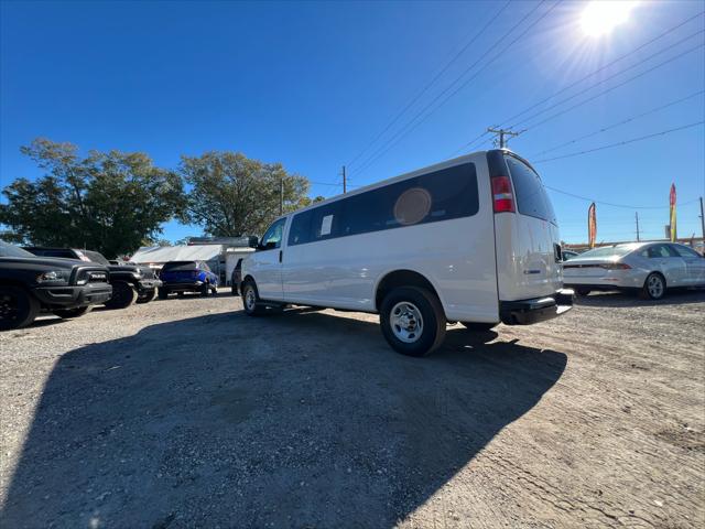 2023 Chevrolet Express Passenger RWD 3500 Extended Wheelbase LS