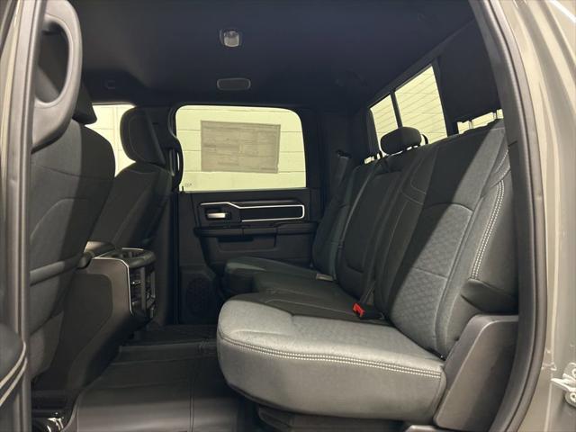 2026 Ram 2500 Big Horn Crew Cab 4x4 64 Box
