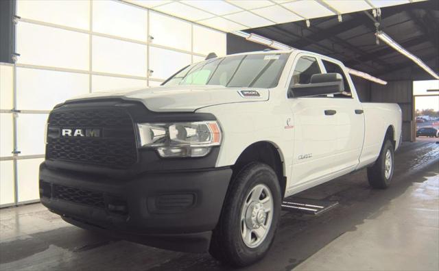 2022 RAM 3500 Tradesman Crew Cab 4x2 8 Box 2022 RAM 3500 Tradesman Crew Cab 4x2 8 Box